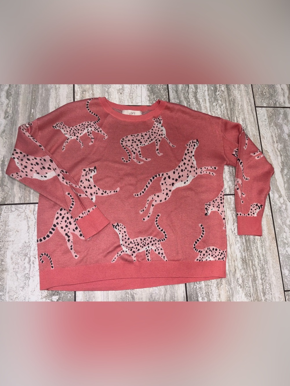 LOFT LARGE Coral Pink Leopard Motif Crewneck Sweater soft EUC